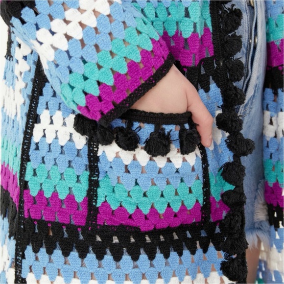 Free The Roses / Hooded Crocheted Cardigan - Picture 5 of 11